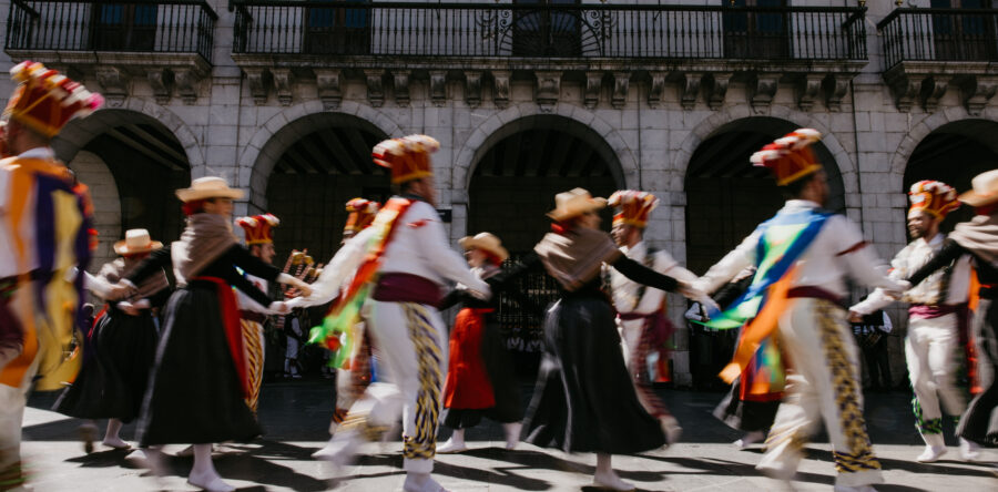 Haritz dantza taldearen urteurrena