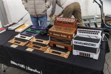 2025_10_25_1_Luthierrak_MB_AZL-18